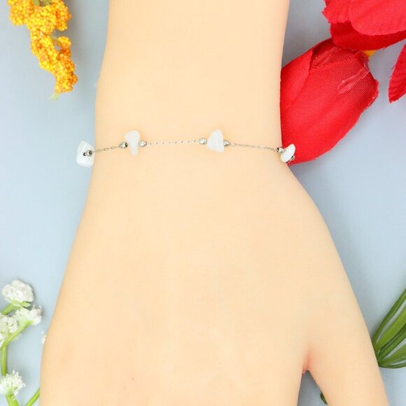 "Elegant & Trendy Bracelet, A Perfect Gift for Women, Thoughtful, EVCH1068 - Picture 4 of 10